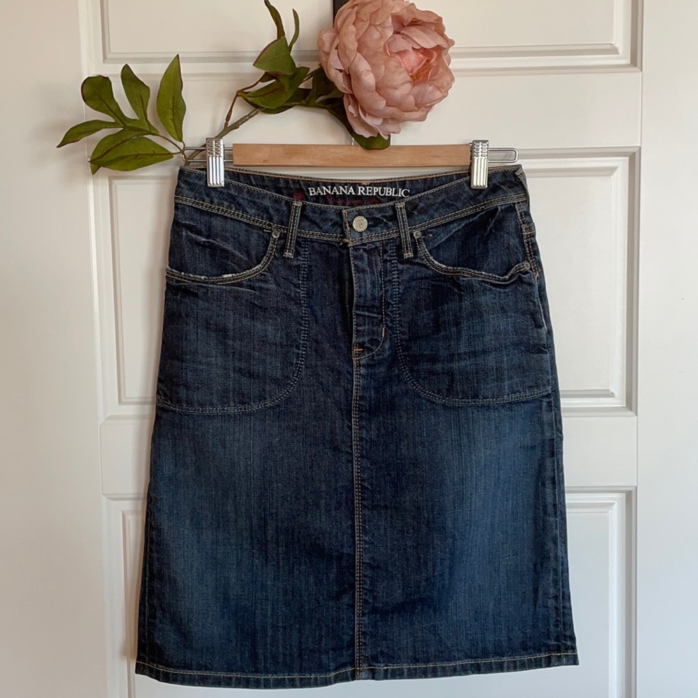 Banana Republic Size 00 Straight Denim Skirt